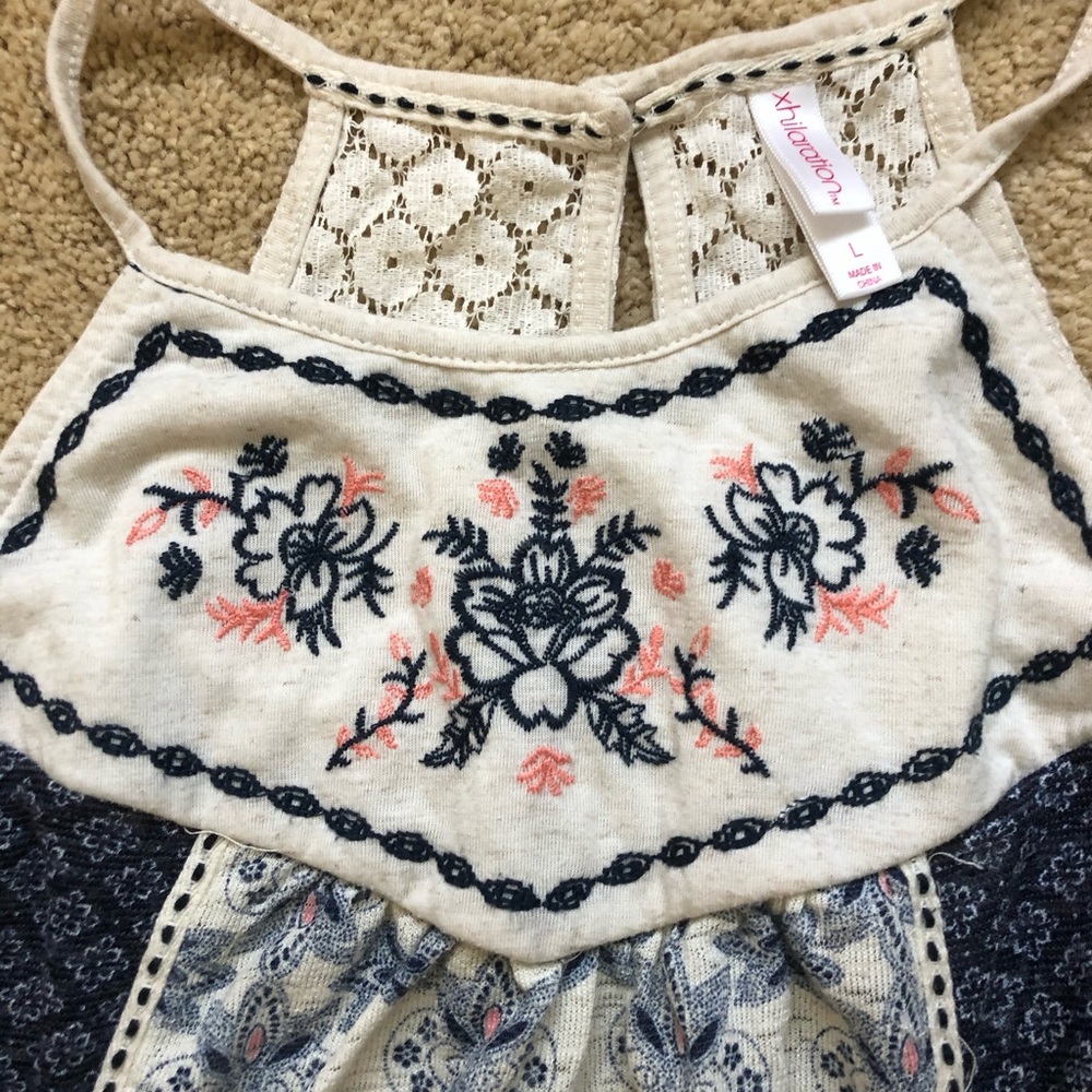 Floral embroidered tank top